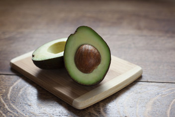 avocado glutathione study in Our Diet and Its Role in the Body: From Disease Prevention to Anti-Aging Food as Medicine Update: Avocado